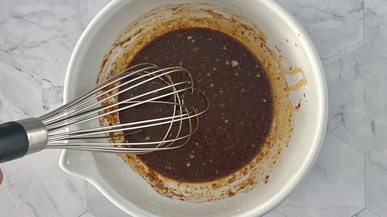 sauce and whisk in bowl