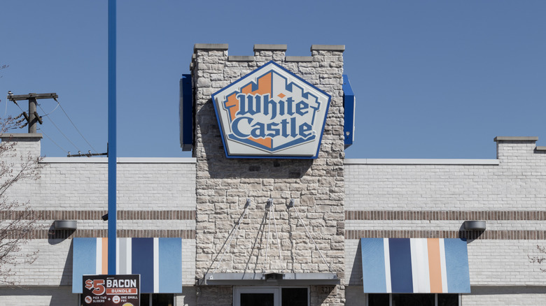 Exterior of a White Castle restaurant