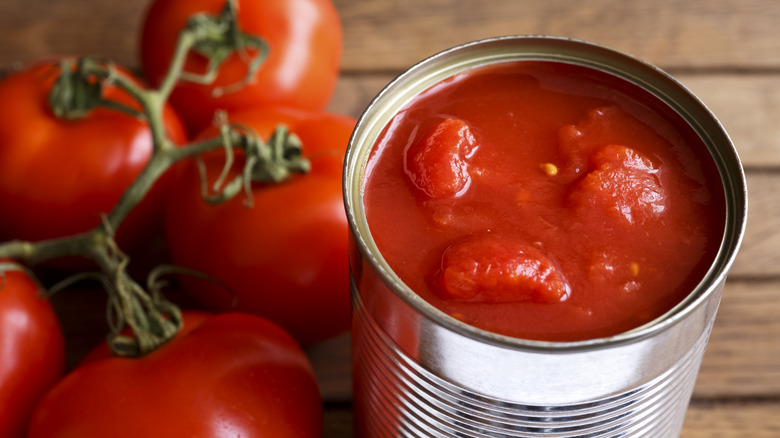 tomatoes and open canned tomatoes