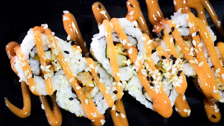 California roll with spicy mayo