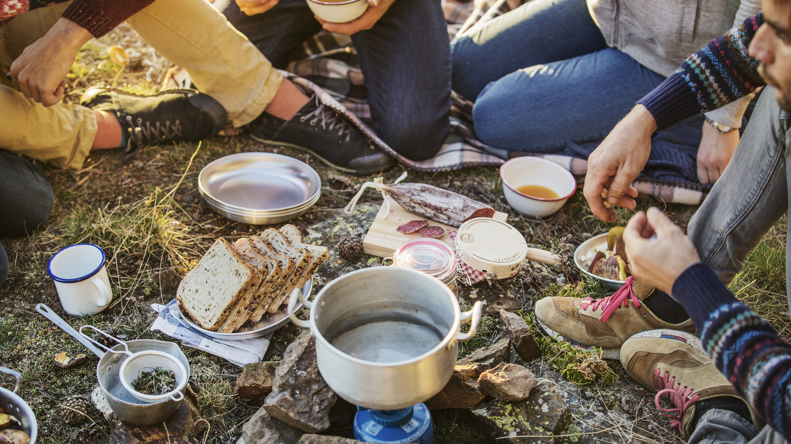 A Handy And Helpful Guide To Cooking While Camping - Chowhound