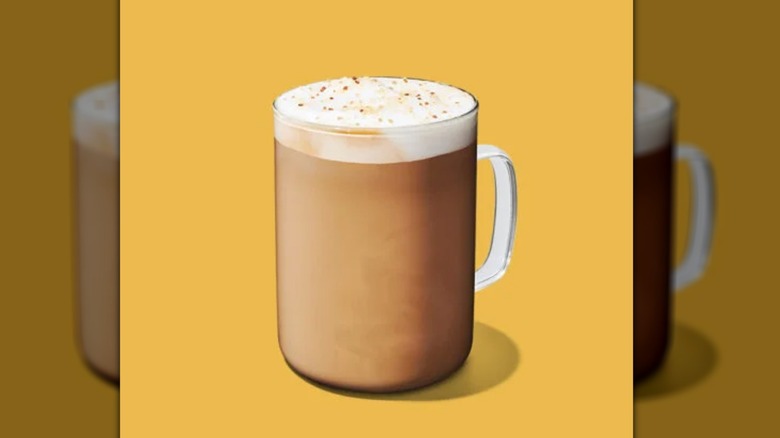 A Pecan Crunch Oatmilk Latte is displayed.