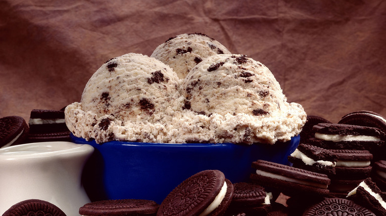 Cookies & Cream in bowl surrounded by cookie pieces. 