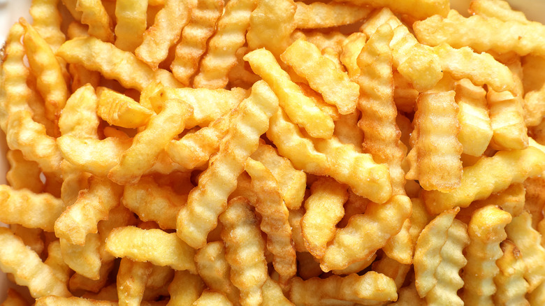 Crinkle cut French fries