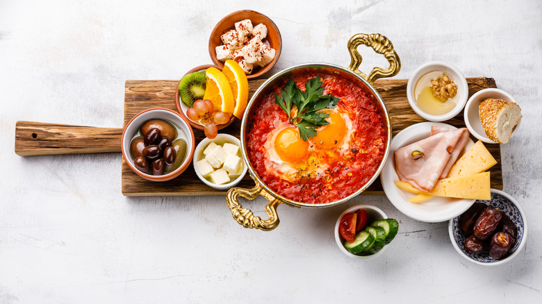 shakshuka with other side dishes