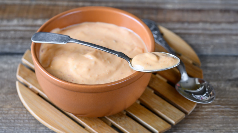 Bowl of Thousand Island dressing