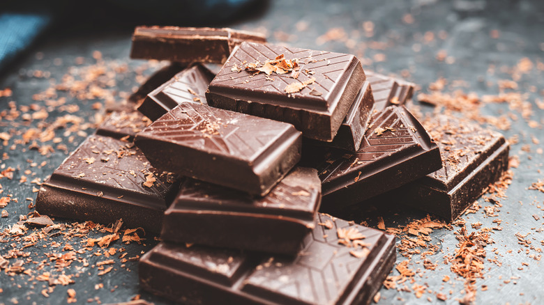 Dark chocolate pieces