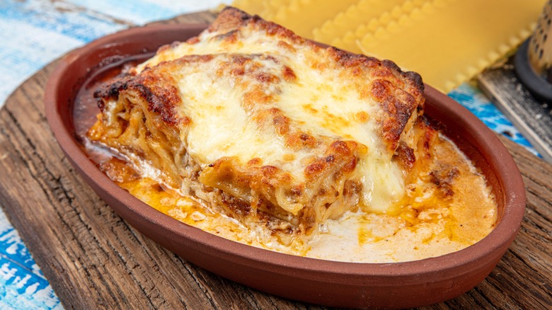 Italian lasagna made with béchamel