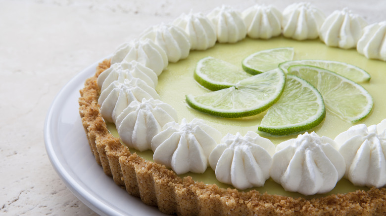 Key lime pie with graham cracker crust