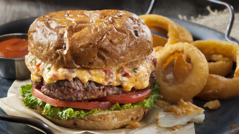 Pimento cheeseburger with onion rings