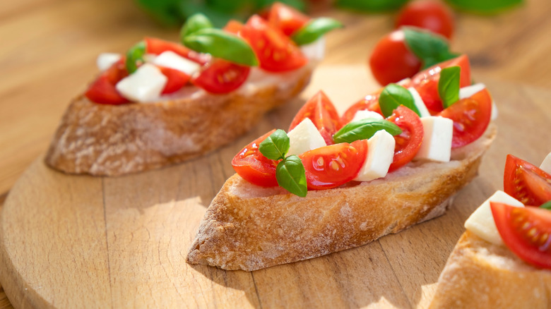 up close of Caprese bruschetta pieces