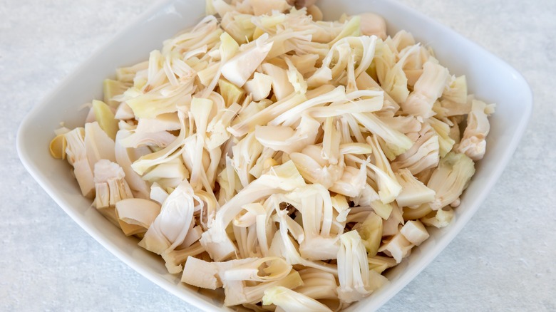 Bowl of shredded jackfruit