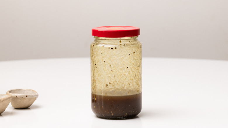 mixed salad dressing in jar