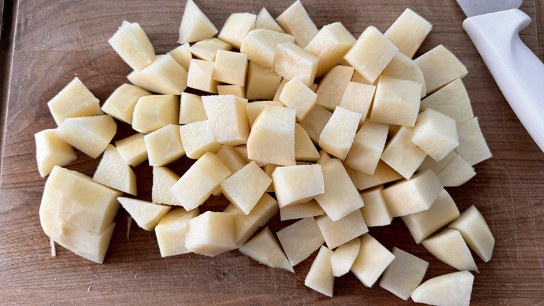 Peeled and chopped potatoes