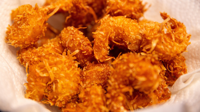 A basket of fried coconut shimp