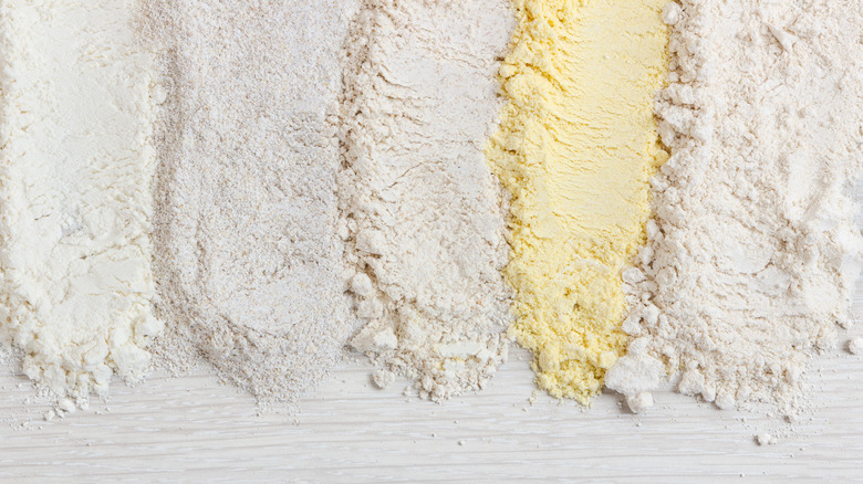 Different varieties of flour