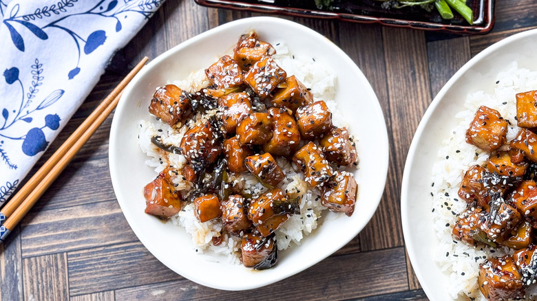 Crispy and sticky baked sesame tofu