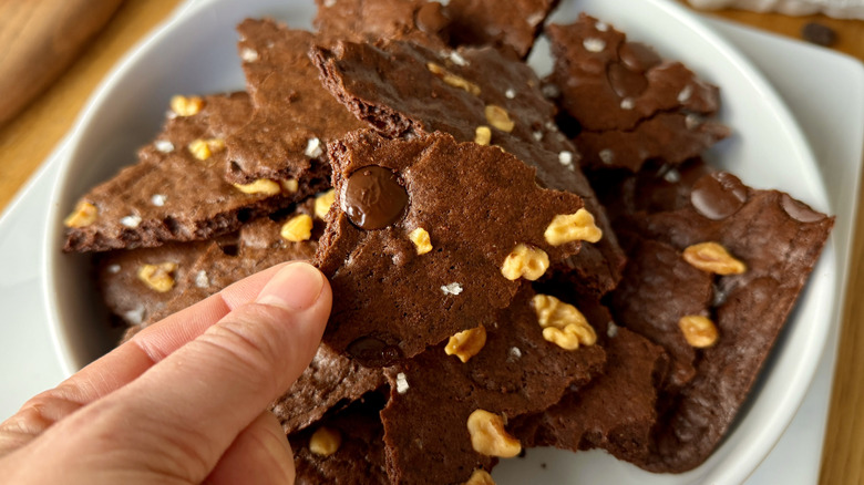 Holding crispy brownie brittle