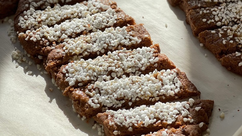 Cookie fries with pearl sugar