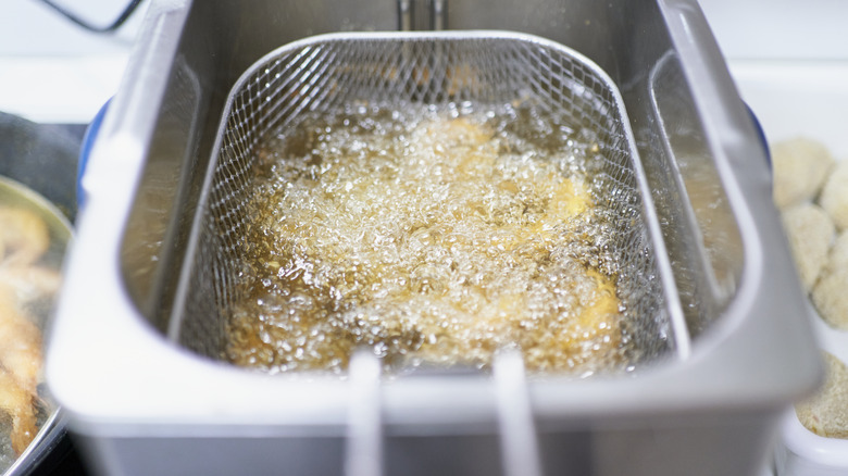 A sizzling deep fryer