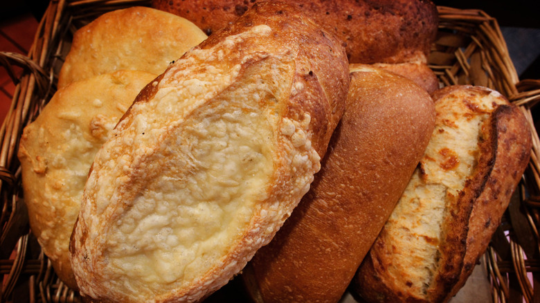 Baked bread in a basket