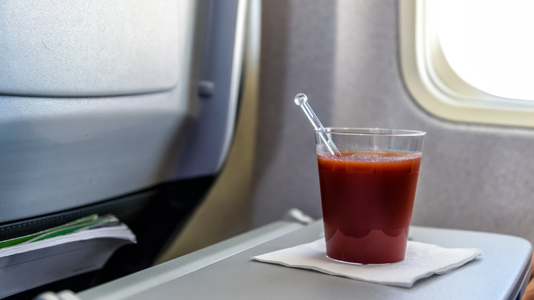 tomato juice in airplane