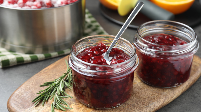 cranberry sauce in jar