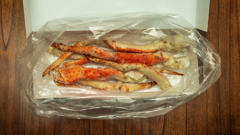 Pre-cooked crab legs in box