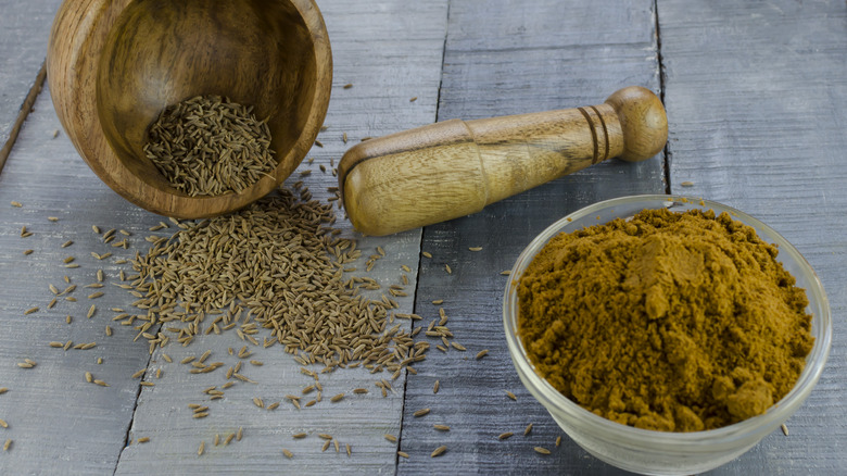 mortar and pestle and cumin