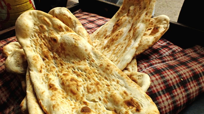 A pile of naans