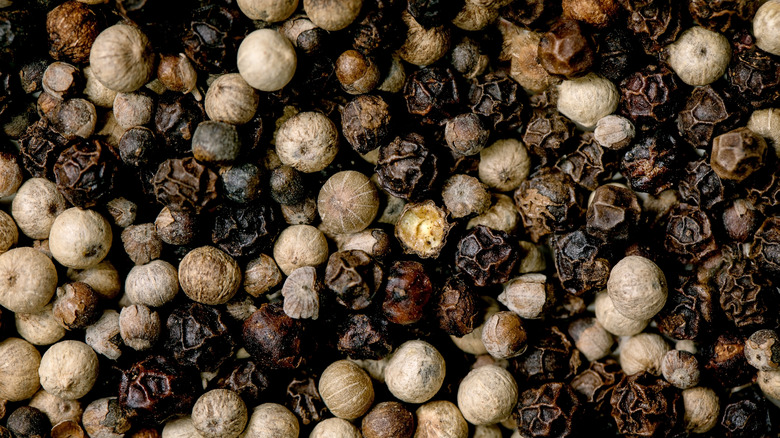 closeup mix of peppercorn colors