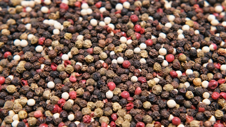 collection of multicolored mixed peppercorns