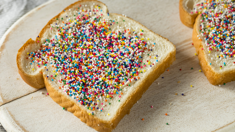 Fairy bread with sprinkles topping