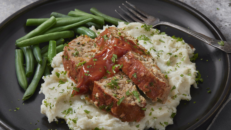 meatloaf with tomato gravy