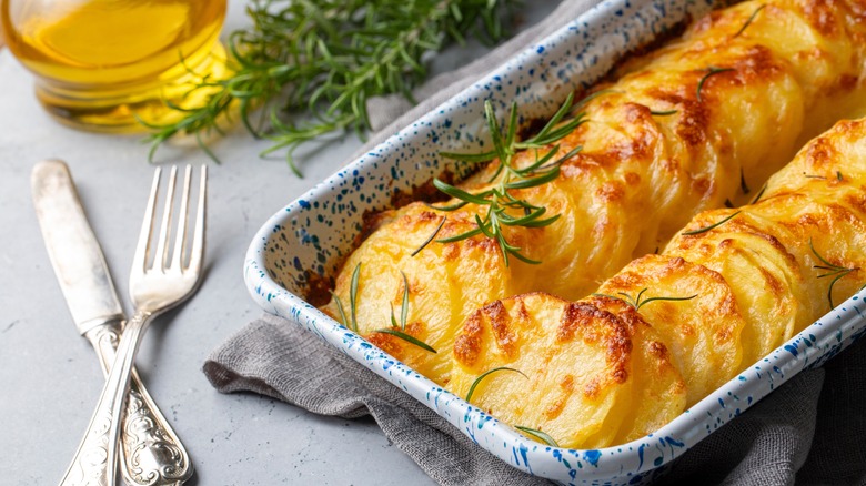 Scalloped potatoes 