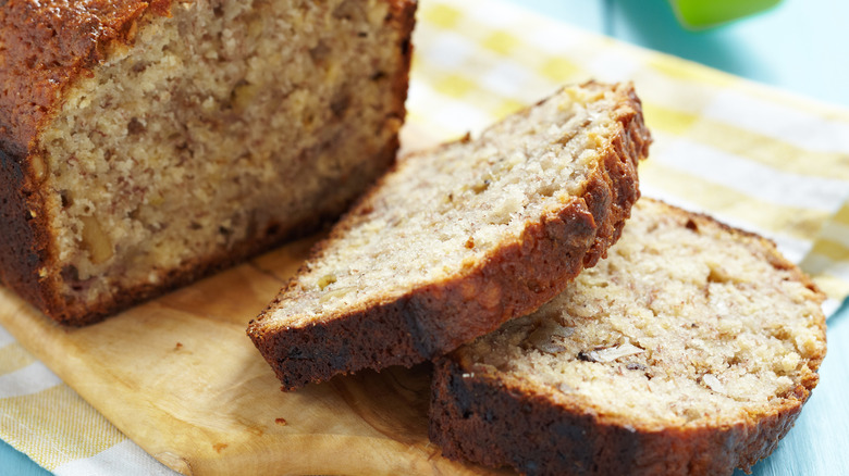 sliced banana bread