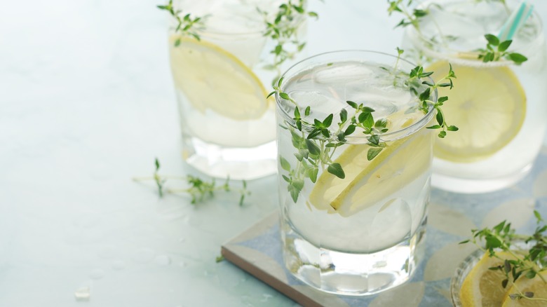 Water with lemon and thyme