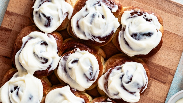 cinnamon rolls with white frosted glaze