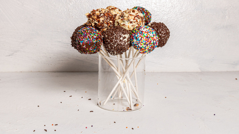 cake pops in jar