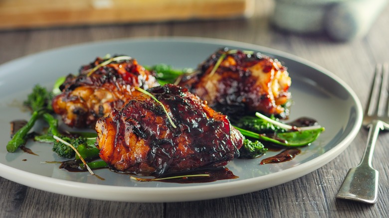 Baked chicken with sticky sauce