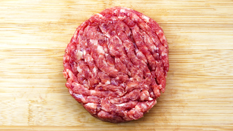 Coarsely ground beef patty