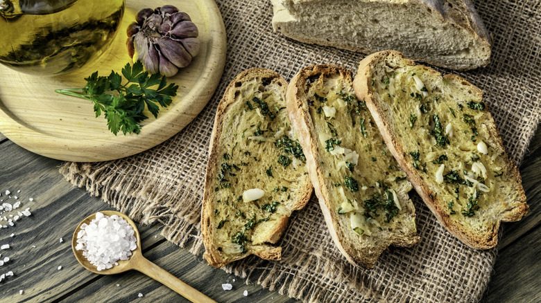 Toasted bread with Italian seasoning