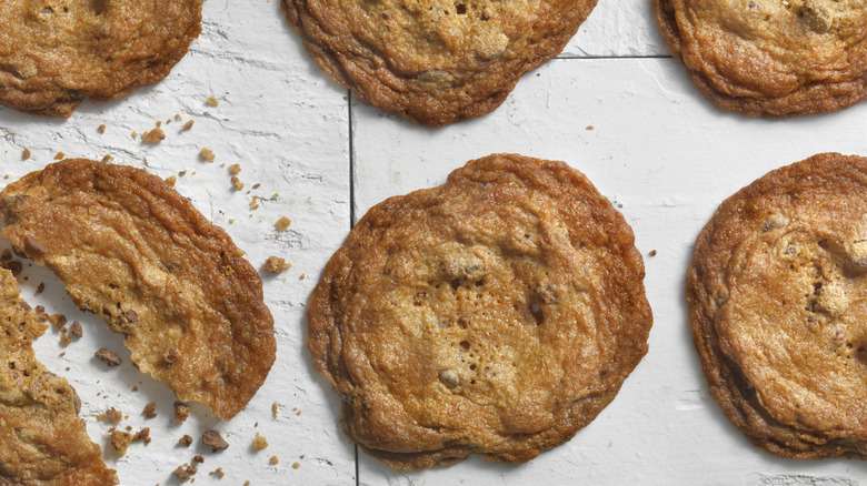 Thin and crispy cookies