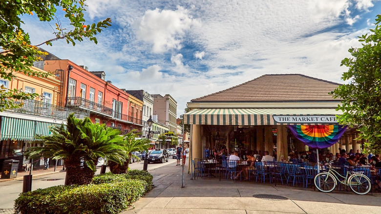 Exterior of the Cafe Du Monde