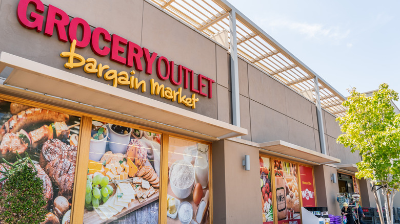 Exterior of Grocery Outlet store