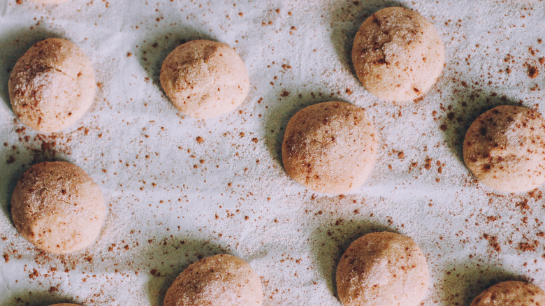 Cinnamon vanilla sugar cookies