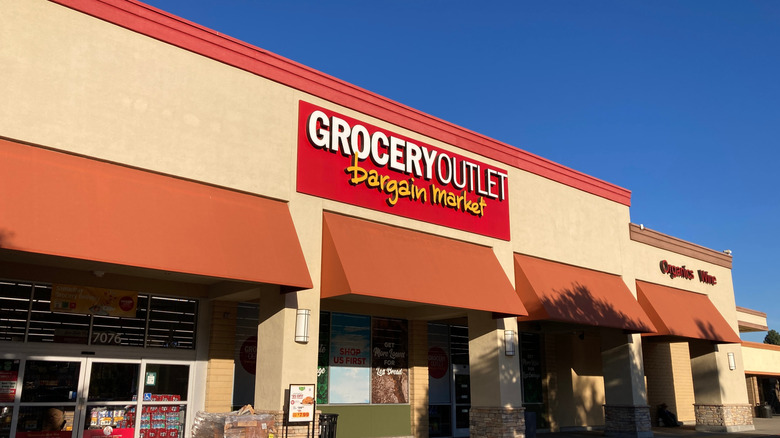 Grocery Outlet exterior