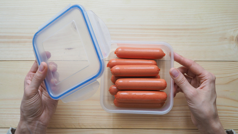 Hot dogs in package