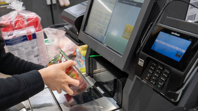 Scanning strawberries at Costco self-checkout