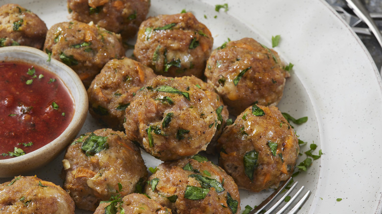 Turkey meatballs with sauce